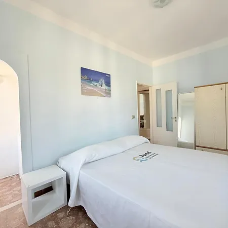 N312 - - Delizioso Pentalocale Con Vista Mare 努马纳
